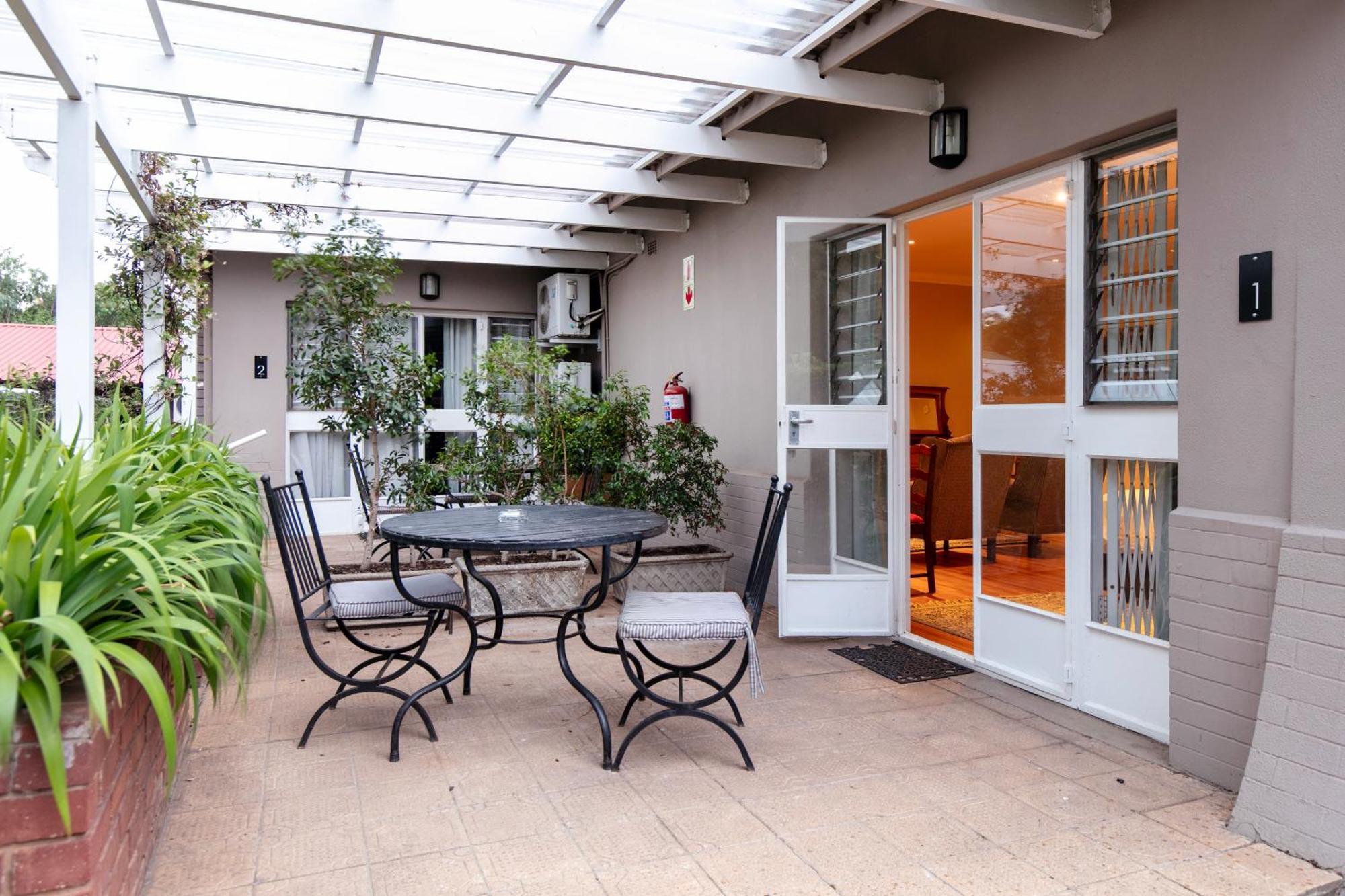 פרטוריה Murray Street 137 Guesthouse מראה חיצוני תמונה