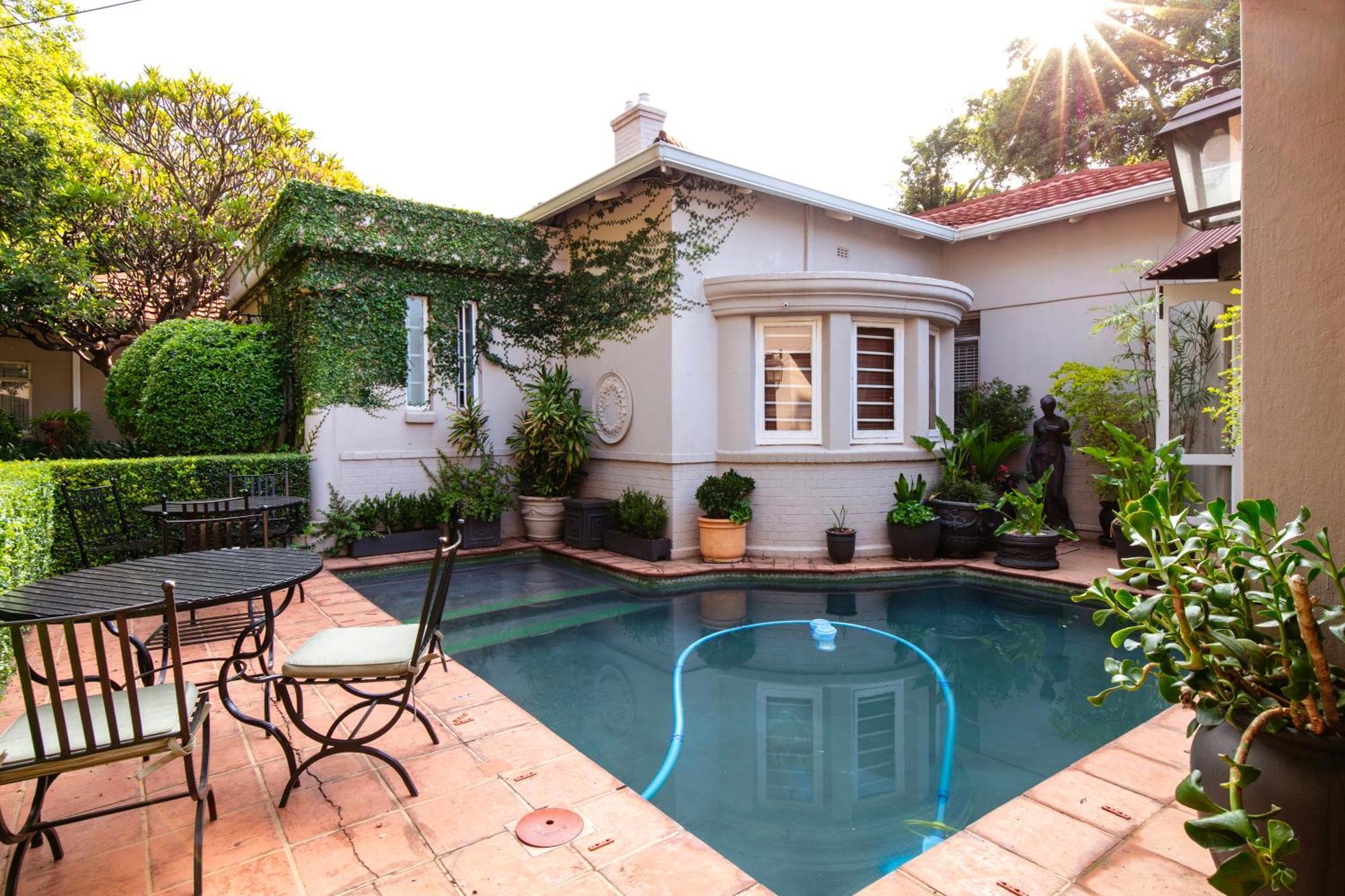 פרטוריה Murray Street 137 Guesthouse מראה חיצוני תמונה